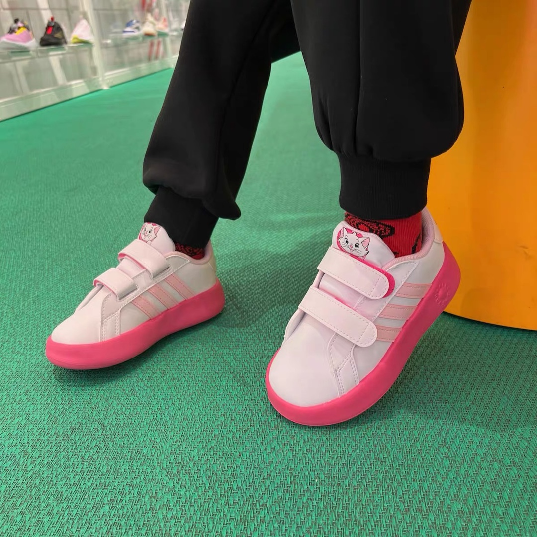 图片[5]-尺码表更新👇🏻A家新款迪斯尼联名魔术贴婴童云朵底轻便运动鞋 尺码：22-27码 内长为适合脚长，脚多长选多长 例：脚长15左右选择26码比较合适 多花一分钟量好脚长，🉑️节约来回换码的时间和运费哦😘-选品中心