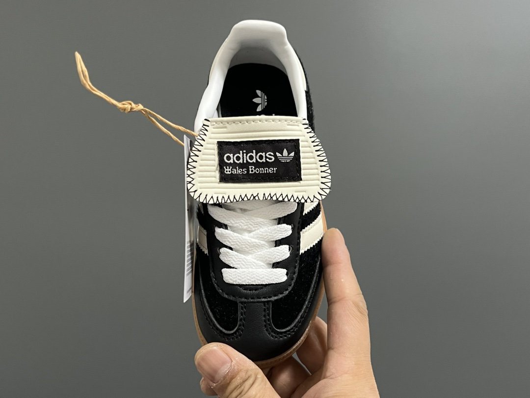 图片[5]-美版A家德训联名儿童休闲鞋 尺码：24-37码 爱惨了德训系列🆕 新工厂新工艺新配色👏🏻 优质皮料拼接，质感满满💯 耐磨防滑大底，脚感超赞👍🏻-选品中心