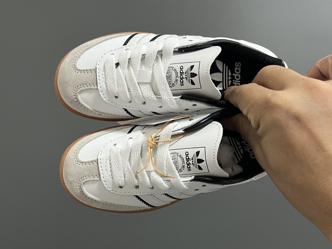 美版A家德训联名儿童休闲鞋 尺码：24-37码 爱惨了德训系列🆕 新工厂新工艺新配色👏🏻 优质皮料拼接，质感满满💯 耐磨防滑大底，脚感超赞👍🏻-选品中心