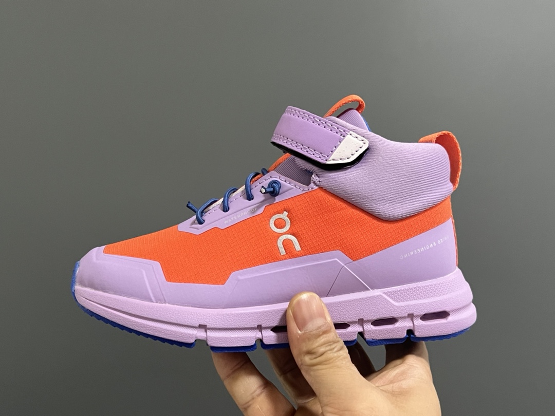 图片[4]-加绒 昂跑秋冬新款中帮儿童运动鞋 尺码：26-37码 小众的昂跑系列On🔥 超轻超软的云朵大底 魔术贴➕松紧带设计，穿脱超方便✌🏻 中帮款式，保护稚嫩脚踝🦶 橡胶耐磨防滑大底，脚感不言而喻☁️-选品中心