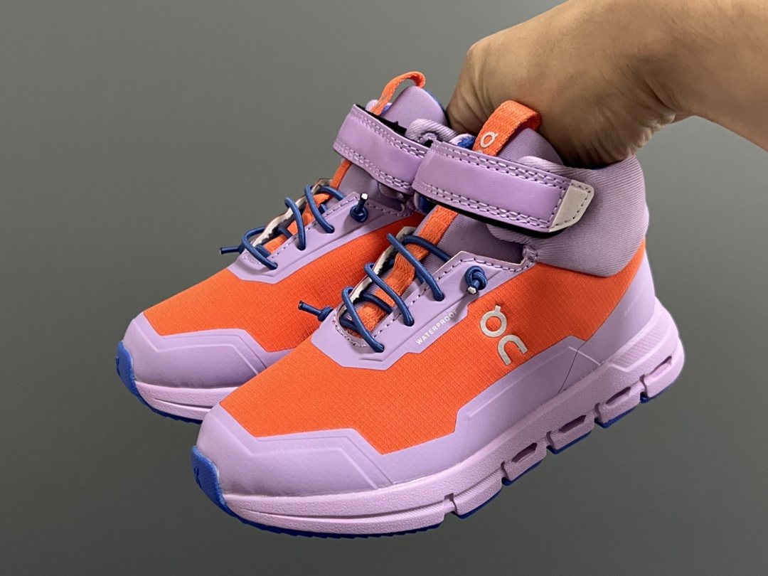 图片[2]-加绒 昂跑秋冬新款中帮儿童运动鞋 尺码：26-37码 小众的昂跑系列On🔥 超轻超软的云朵大底 魔术贴➕松紧带设计，穿脱超方便✌🏻 中帮款式，保护稚嫩脚踝🦶 橡胶耐磨防滑大底，脚感不言而喻☁️-选品中心