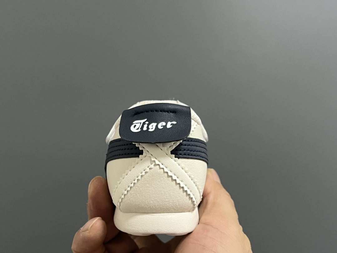 图片[7]-YSS飞机翼魔术贴婴童休闲鞋 尺码：22.5-28.5码 经典亚瑟士婴童款🆕 优质皮料，质感满满💯 飞翼式魔术贴设计，穿脱超方便✌🏻-选品中心