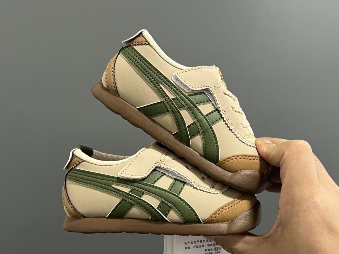 图片[9]-YSS飞机翼魔术贴婴童休闲鞋 尺码：22.5-28.5码 经典亚瑟士婴童款🆕 优质皮料，质感满满💯 飞翼式魔术贴设计，穿脱超方便✌🏻-选品中心