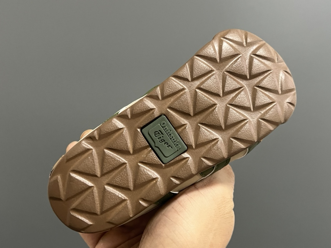 图片[5]-YSS飞机翼魔术贴婴童休闲鞋 尺码：22.5-28.5码 经典亚瑟士婴童款🆕 优质皮料，质感满满💯 飞翼式魔术贴设计，穿脱超方便✌🏻-选品中心