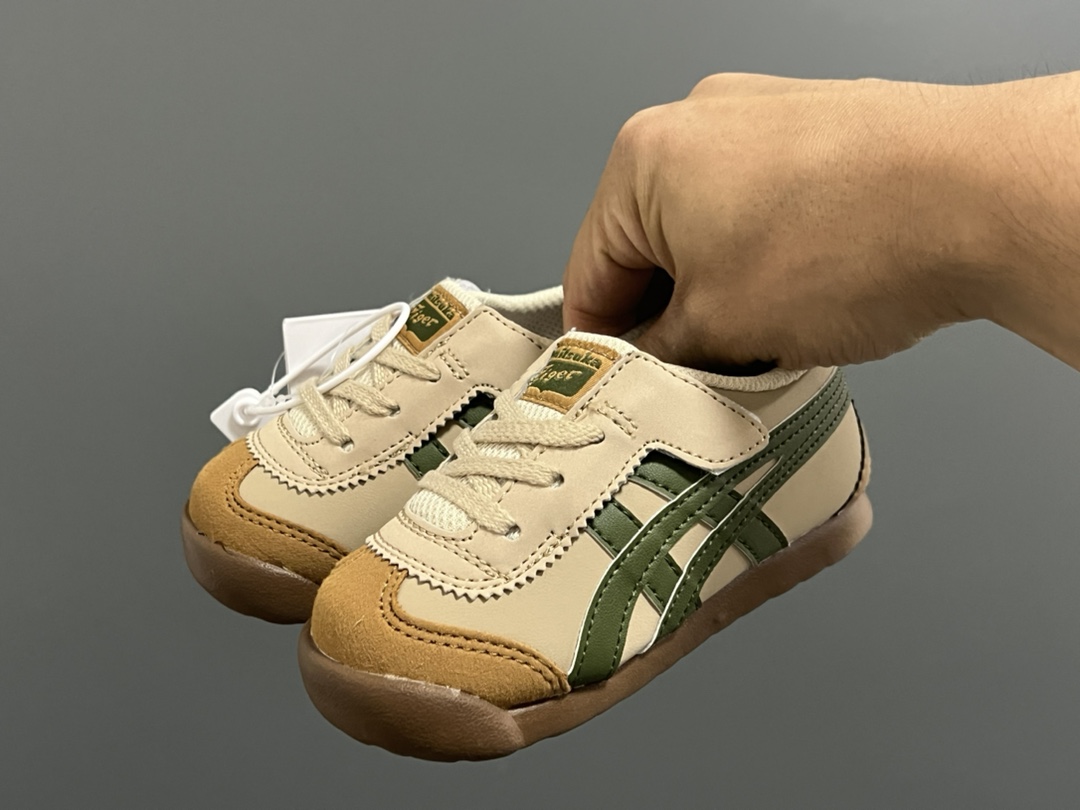 图片[2]-YSS飞机翼魔术贴婴童休闲鞋 尺码：22.5-28.5码 经典亚瑟士婴童款🆕 优质皮料，质感满满💯 飞翼式魔术贴设计，穿脱超方便✌🏻-选品中心