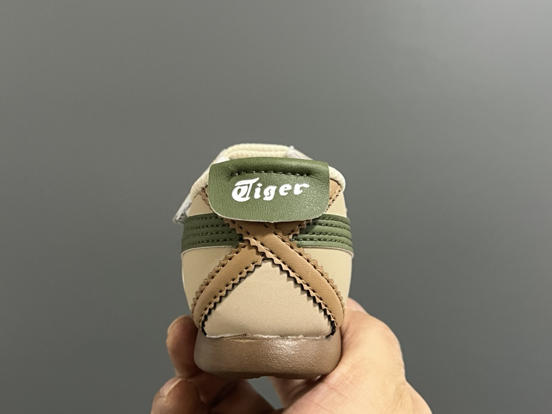 图片[7]-YSS飞机翼魔术贴婴童休闲鞋 尺码：22.5-28.5码 经典亚瑟士婴童款🆕 优质皮料，质感满满💯 飞翼式魔术贴设计，穿脱超方便✌🏻-选品中心