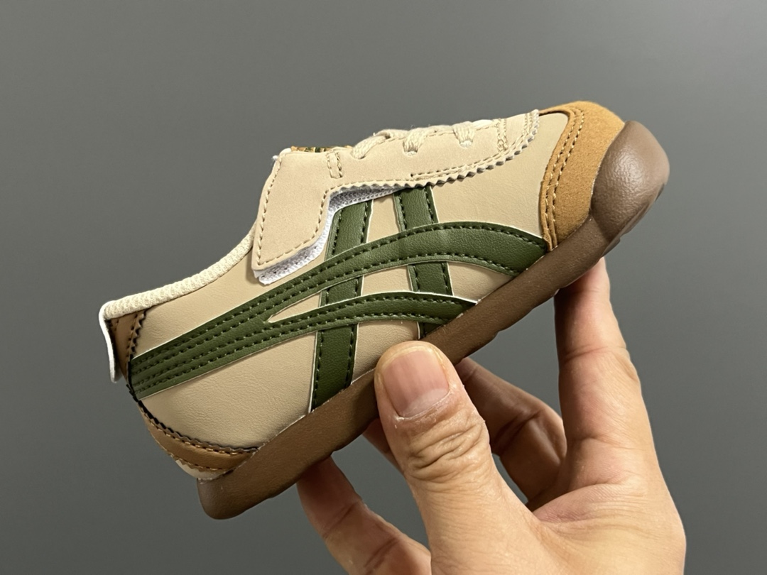 图片[6]-YSS飞机翼魔术贴婴童休闲鞋 尺码：22.5-28.5码 经典亚瑟士婴童款🆕 优质皮料，质感满满💯 飞翼式魔术贴设计，穿脱超方便✌🏻-选品中心