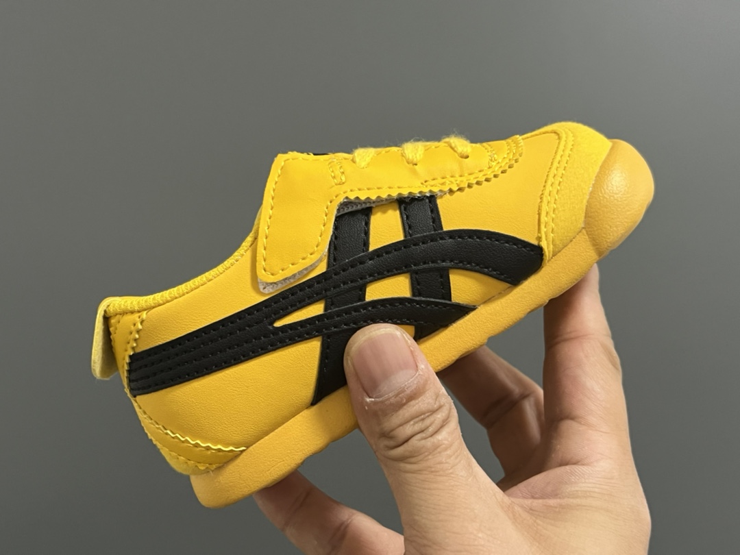 图片[7]-YSS飞机翼魔术贴婴童休闲鞋 尺码：22.5-28.5码 经典亚瑟士婴童款🆕 优质皮料，质感满满💯 飞翼式魔术贴设计，穿脱超方便✌🏻-选品中心