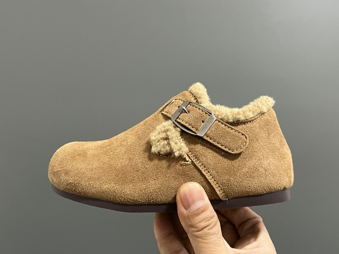 图片[4]-加绒勃肯儿童魔术贴保暖棉鞋 尺码：26-37码 超萌的勃肯系列🔥 魔术贴设计，穿脱方便✌🏻 加绒保暖内里，保暖又舒适❄️ 耐磨防滑大底，脚感不言而喻✌🏻-选品中心
