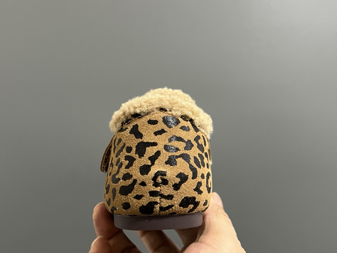 图片[8]-加绒勃肯儿童魔术贴保暖棉鞋 尺码：26-37码 超萌的勃肯系列🔥 魔术贴设计，穿脱方便✌🏻 加绒保暖内里，保暖又舒适❄️ 耐磨防滑大底，脚感不言而喻✌🏻-选品中心