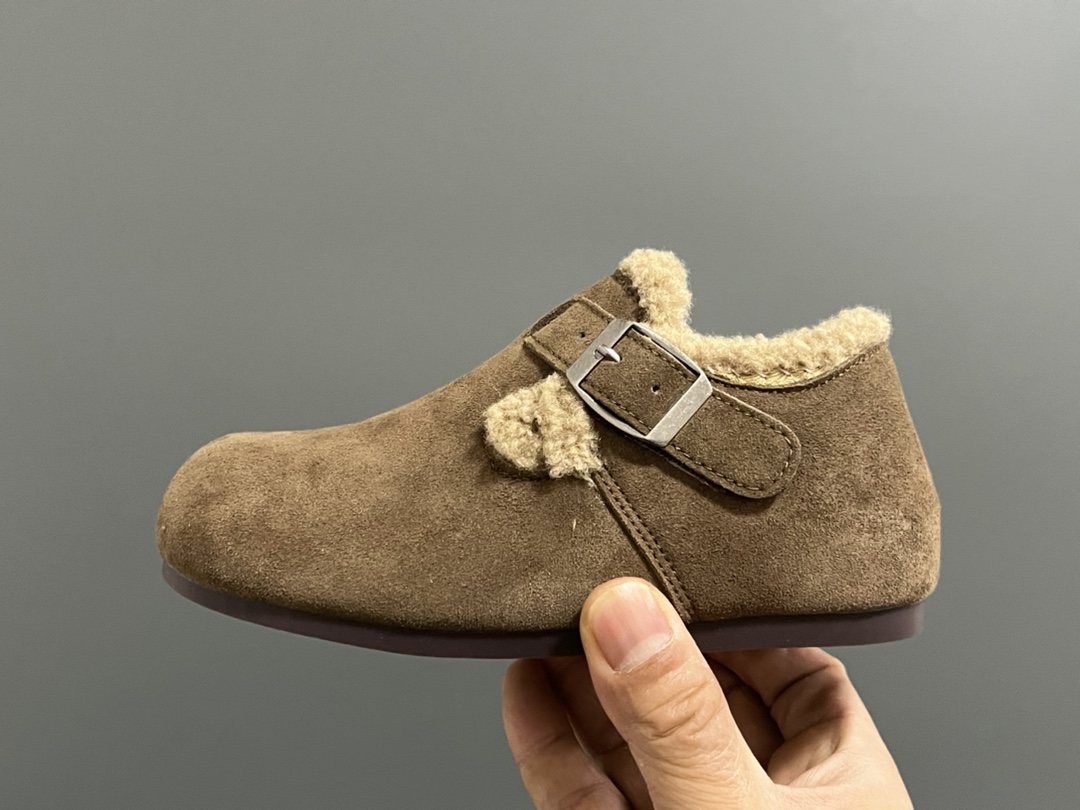 图片[4]-加绒勃肯儿童魔术贴保暖棉鞋 尺码：26-37码 超萌的勃肯系列🔥 魔术贴设计，穿脱方便✌🏻 加绒保暖内里，保暖又舒适❄️ 耐磨防滑大底，脚感不言而喻✌🏻-选品中心