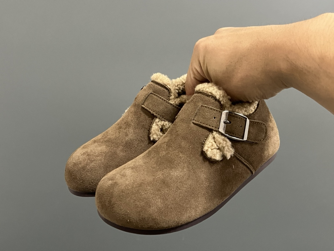 图片[2]-加绒勃肯儿童魔术贴保暖棉鞋 尺码：26-37码 超萌的勃肯系列🔥 魔术贴设计，穿脱方便✌🏻 加绒保暖内里，保暖又舒适❄️ 耐磨防滑大底，脚感不言而喻✌🏻-选品中心