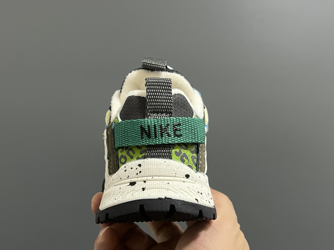 图片[7]-加绒款NK ACG轮胎底锁扣儿童运动鞋 尺码：27-37码 加绒内里，保暖又舒适❄️ 精致锁扣，质感超赞👍🏻 橡胶包头耐磨防滑大底✌🏻 优质皮料鞋面拼接☁️-选品中心