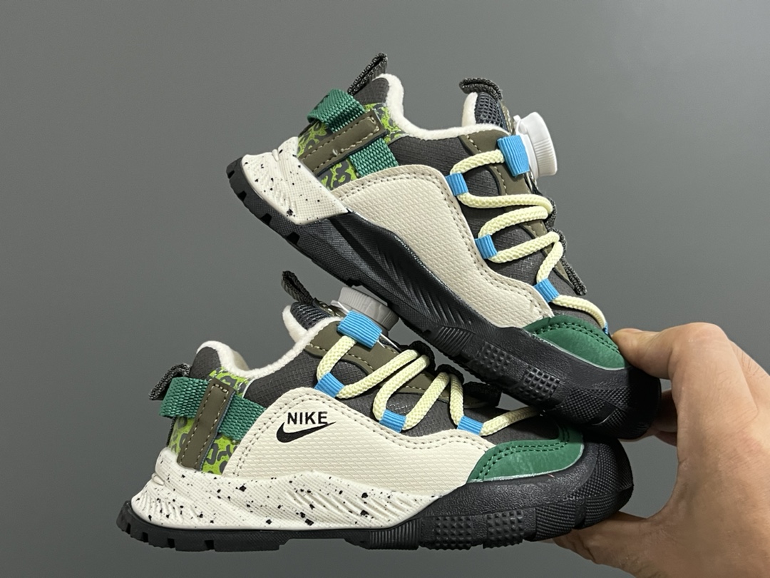 图片[9]-加绒款NK ACG轮胎底锁扣儿童运动鞋 尺码：27-37码 加绒内里，保暖又舒适❄️ 精致锁扣，质感超赞👍🏻 橡胶包头耐磨防滑大底✌🏻 优质皮料鞋面拼接☁️-选品中心