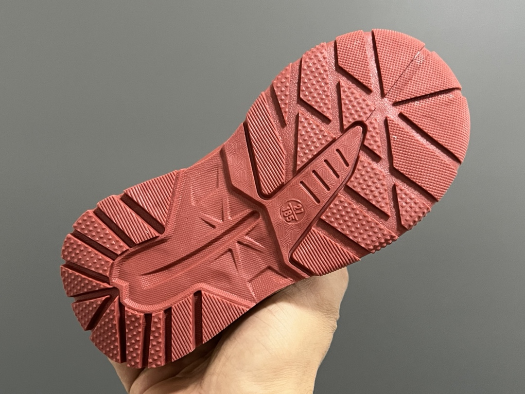 图片[7]-代理 加绒款NK ACG轮胎底锁扣儿童运动鞋 尺码：27-37码 加绒内里，保暖又舒适❄️ 精致锁扣，质感超赞👍🏻 橡胶包头耐磨防滑大底✌🏻 优质皮料鞋面拼接☁️-选品中心