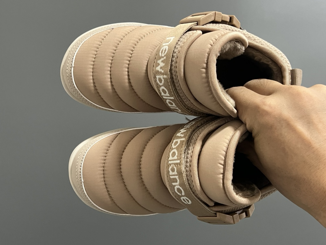 图片[3]-加绒NB中帮卡扣防风儿童雪地靴 尺码：24-39码 加绒款NB中帮系列❄️ 内里加绒，保暖又舒适☁️ 卡扣设计，穿脱超方便✌🏻 耐磨防滑大底，脚感超赞👍🏻-选品中心