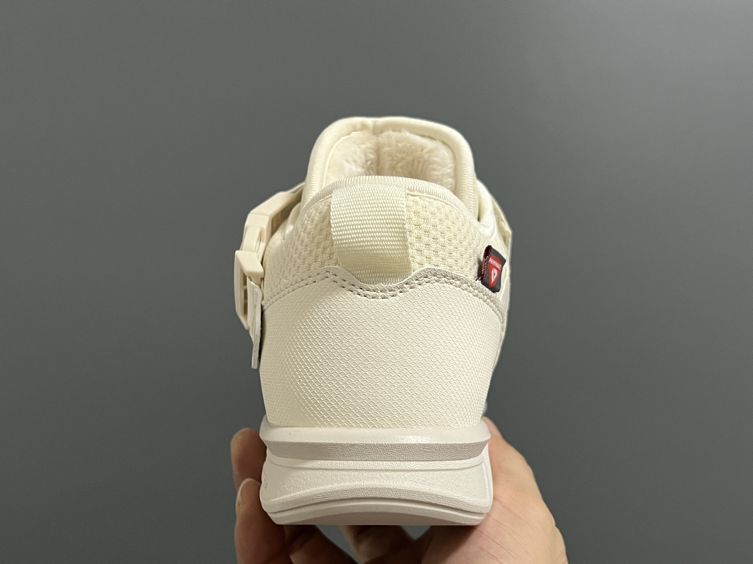 图片[7]-加绒NB中帮卡扣防风儿童雪地靴 尺码：24-39码 加绒款NB中帮系列❄️ 内里加绒，保暖又舒适☁️ 卡扣设计，穿脱超方便✌🏻 耐磨防滑大底，脚感超赞👍🏻-选品中心