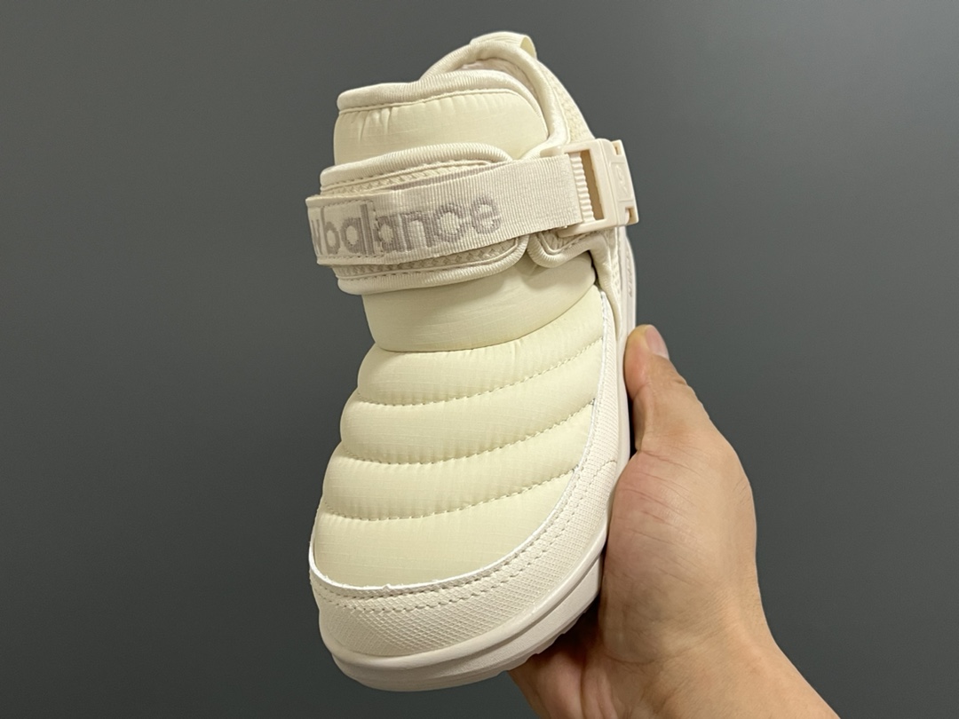 图片[3]-加绒NB中帮卡扣防风儿童雪地靴 尺码：24-39码 加绒款NB中帮系列❄️ 内里加绒，保暖又舒适☁️ 卡扣设计，穿脱超方便✌🏻 耐磨防滑大底，脚感超赞👍🏻-选品中心