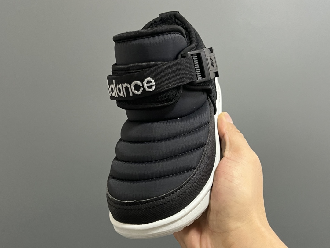 图片[3]-加绒NB中帮卡扣防风儿童雪地靴 尺码：24-39码 加绒款NB中帮系列❄️ 内里加绒，保暖又舒适☁️ 卡扣设计，穿脱超方便✌🏻 耐磨防滑大底，脚感超赞👍🏻-选品中心