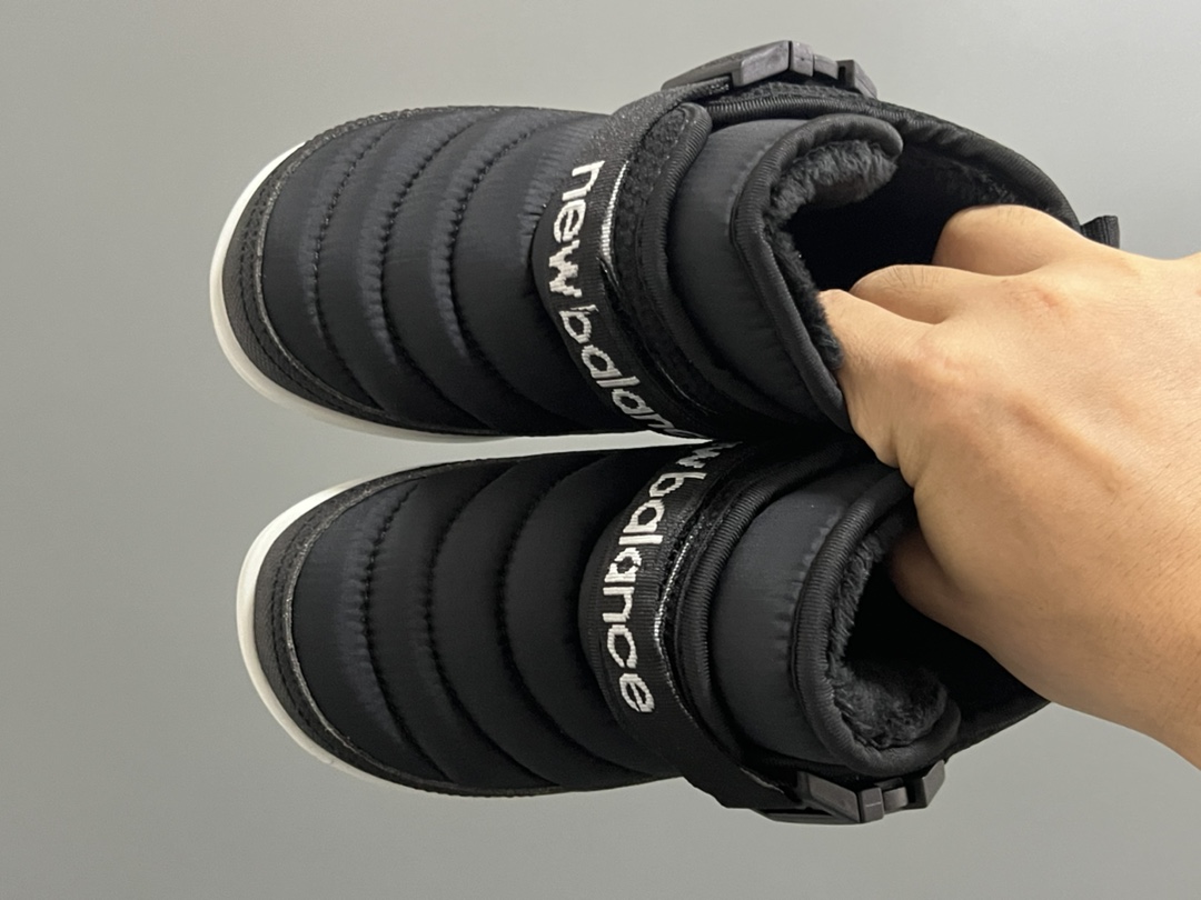 图片[2]-加绒NB中帮卡扣防风儿童雪地靴 尺码：24-39码 加绒款NB中帮系列❄️ 内里加绒，保暖又舒适☁️ 卡扣设计，穿脱超方便✌🏻 耐磨防滑大底，脚感超赞👍🏻-选品中心