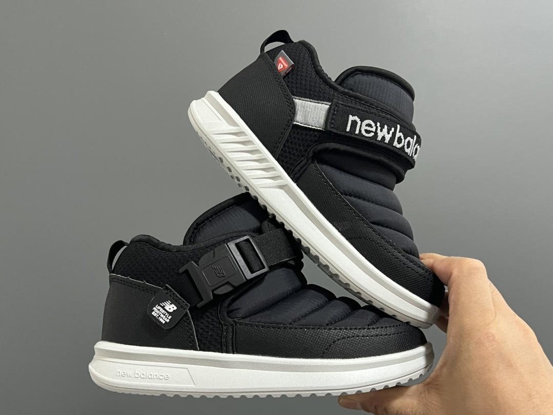 图片[9]-加绒NB中帮卡扣防风儿童雪地靴 尺码：24-39码 加绒款NB中帮系列❄️ 内里加绒，保暖又舒适☁️ 卡扣设计，穿脱超方便✌🏻 耐磨防滑大底，脚感超赞👍🏻-选品中心