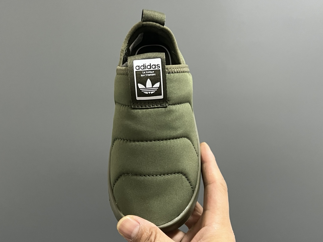 图片[8]-A家360度面包绒儿童一脚蹬运动鞋 尺码：22-35码 经典Adidas面包一脚蹬系列🆕 耐磨防滑大底，脚感超赞👍🏻 内里绒布填充，保暖又舒适☁️-选品中心