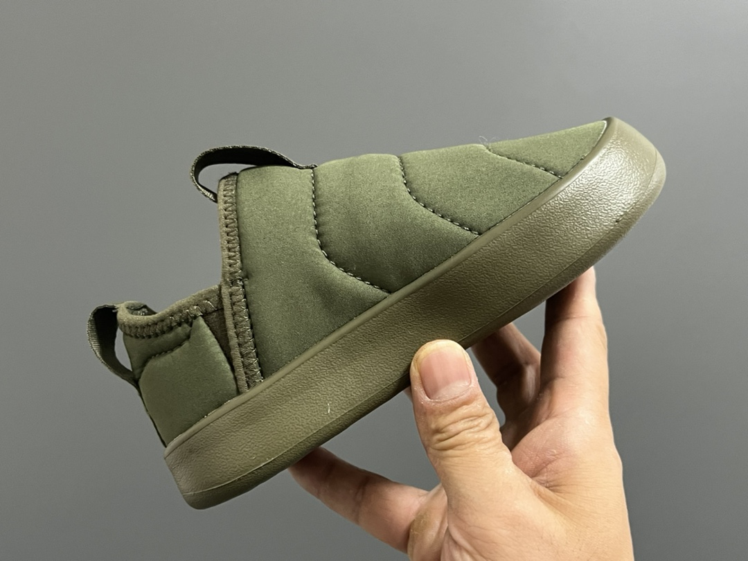 图片[6]-A家360度面包绒儿童一脚蹬运动鞋 尺码：22-35码 经典Adidas面包一脚蹬系列🆕 耐磨防滑大底，脚感超赞👍🏻 内里绒布填充，保暖又舒适☁️-选品中心