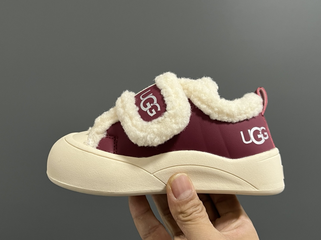 图片[4]-U家羊羔毛魔术贴儿童棉鞋 尺码：26-37码 UGG经典羊羔毛🐑系列 魔术贴设计，穿脱方便✌🏻 内里羊羔毛，保暖又舒适❄️-选品中心