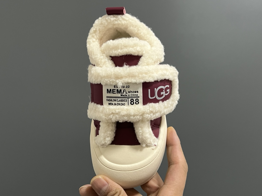 图片[8]-U家羊羔毛魔术贴儿童棉鞋 尺码：26-37码 UGG经典羊羔毛🐑系列 魔术贴设计，穿脱方便✌🏻 内里羊羔毛，保暖又舒适❄️-选品中心