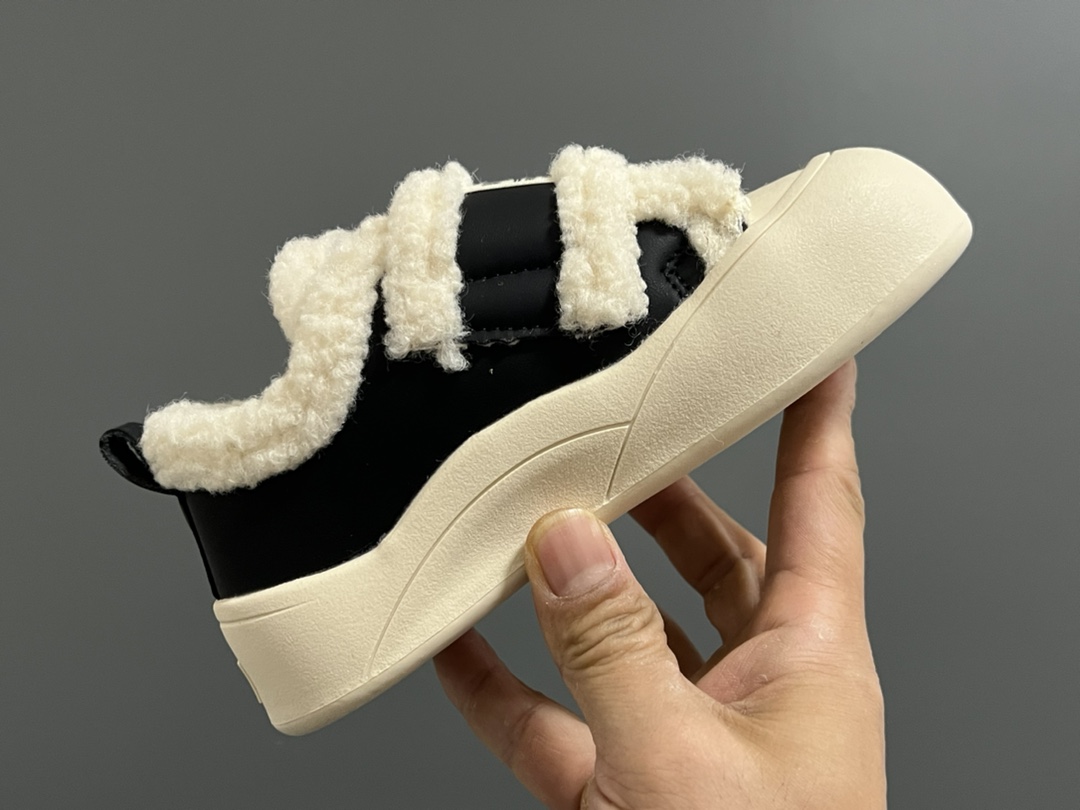 图片[7]-U家羊羔毛魔术贴儿童棉鞋 尺码：26-37码 UGG经典羊羔毛🐑系列 魔术贴设计，穿脱方便✌🏻 内里羊羔毛，保暖又舒适❄️-选品中心