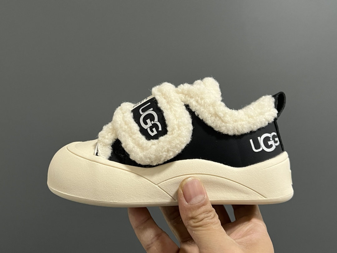 图片[4]-U家羊羔毛魔术贴儿童棉鞋 尺码：26-37码 UGG经典羊羔毛🐑系列 魔术贴设计，穿脱方便✌🏻 内里羊羔毛，保暖又舒适❄️-选品中心