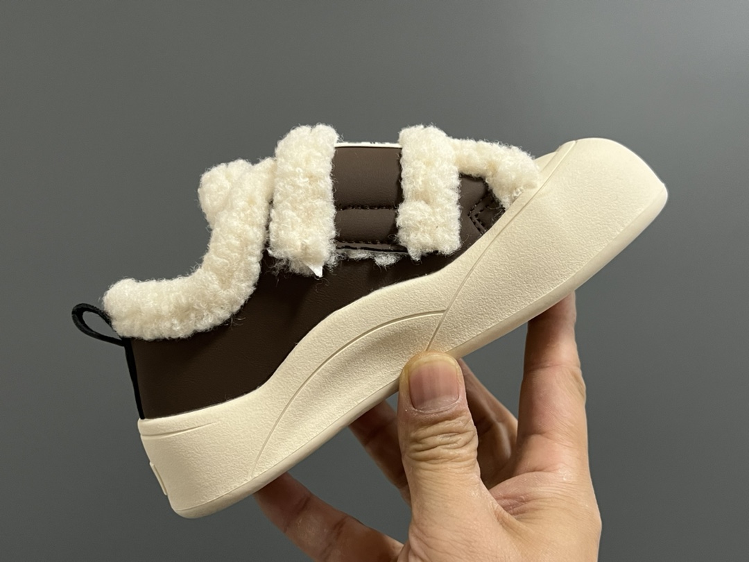 图片[6]-U家羊羔毛魔术贴儿童棉鞋 尺码：26-37码 UGG经典羊羔毛🐑系列 魔术贴设计，穿脱方便✌🏻 内里羊羔毛，保暖又舒适❄️-选品中心