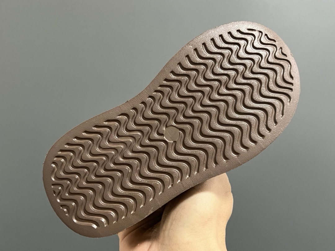 图片[5]-‼️‼️‼️ A家厚底德训魔术贴儿童休闲鞋 尺码：27-37码 经典厚底款🆕 魔术贴设计，穿脱方便✌🏻 超轻大底，脚感超赞👍🏻 百搭又时髦🆒-选品中心