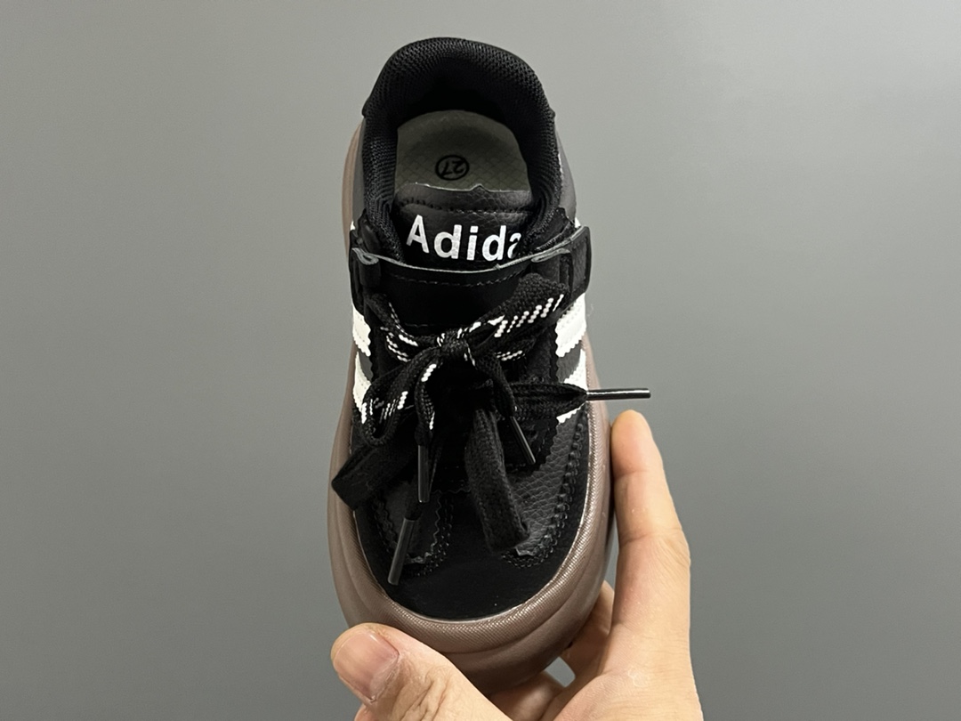 图片[8]-‼️‼️‼️ A家厚底德训魔术贴儿童休闲鞋 尺码：27-37码 经典厚底款🆕 魔术贴设计，穿脱方便✌🏻 超轻大底，脚感超赞👍🏻 百搭又时髦🆒-选品中心