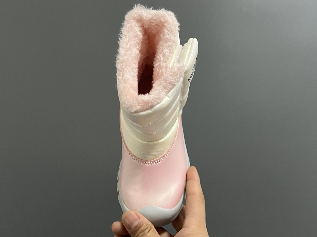 图片[6]-北家新款炫彩高帮魔术贴儿童雪地靴 尺码：28-37码 经典炫彩配色，超好看😍 内里加绒，保暖又舒适❄️ 高帮款式设计，防风又保暖☁️ 橡胶耐磨防滑大底，脚感不言而喻✌🏻-选品中心