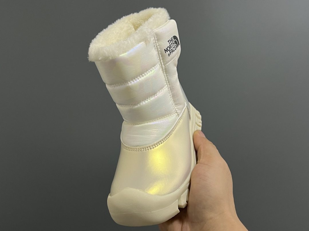 图片[3]-北家新款炫彩高帮魔术贴儿童雪地靴 尺码：28-37码 经典炫彩配色，超好看😍 内里加绒，保暖又舒适❄️ 高帮款式设计，防风又保暖☁️ 橡胶耐磨防滑大底，脚感不言而喻✌🏻-选品中心