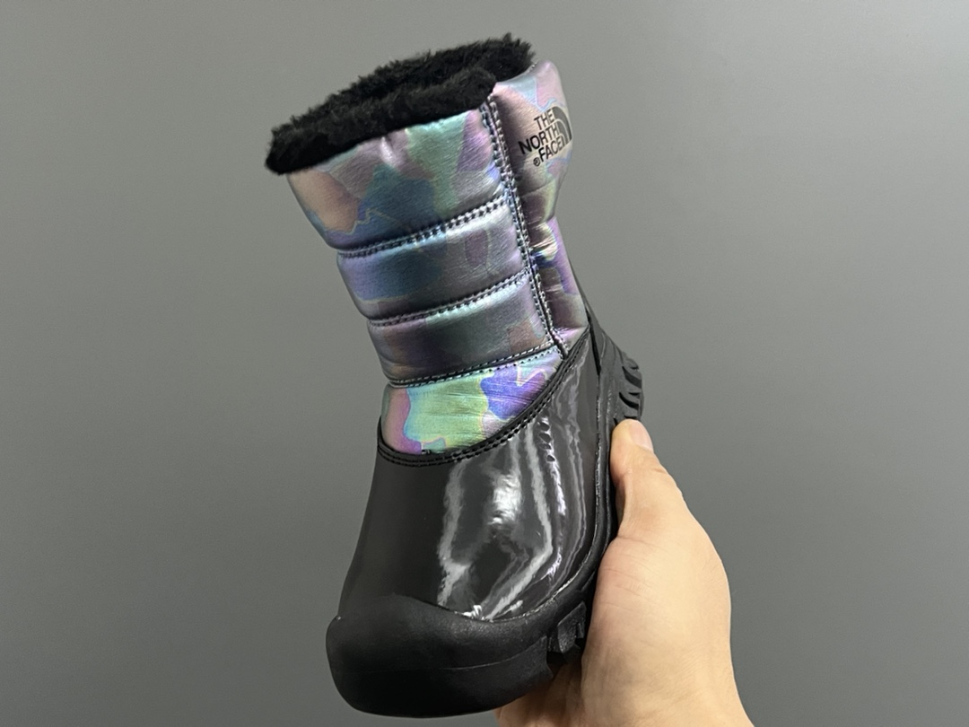 图片[3]-北家新款炫彩高帮魔术贴儿童雪地靴 尺码：28-37码 经典炫彩配色，超好看😍 内里加绒，保暖又舒适❄️ 高帮款式设计，防风又保暖☁️ 橡胶耐磨防滑大底，脚感不言而喻✌🏻-选品中心