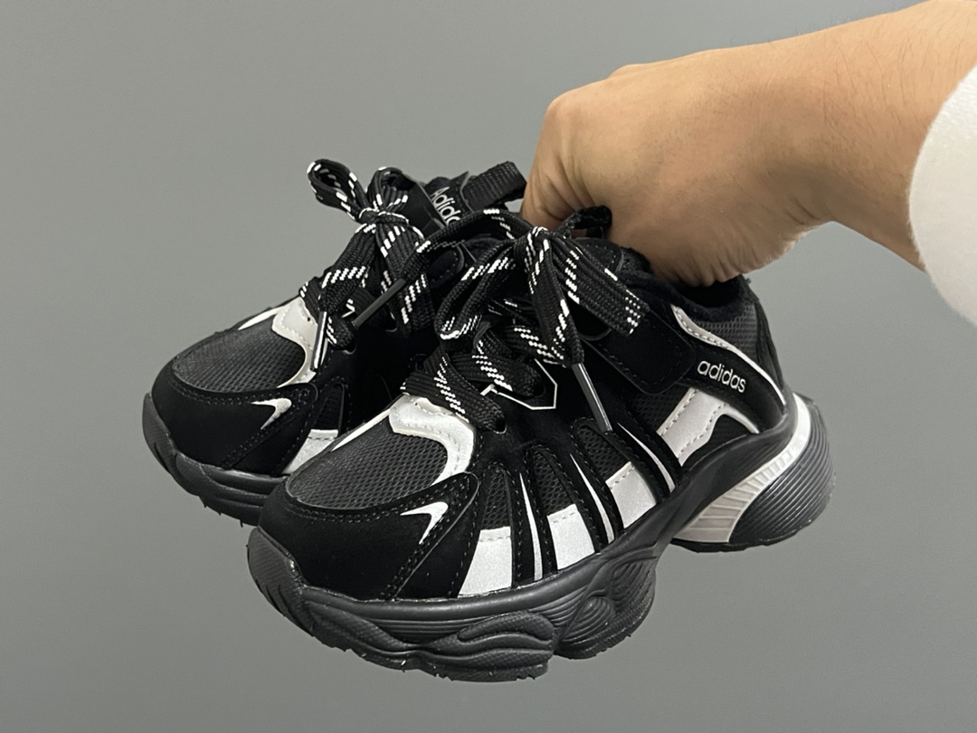 图片[2]-加绒A家新款儿童魔术贴老爹鞋 尺码：27-37码 贴心的加绒设计❄️保暖又舒适☁️ 魔术贴设计，穿脱方便✌🏻 橡胶大底，耐磨防滑✔️-选品中心