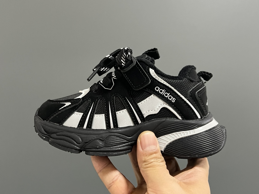 图片[4]-加绒A家新款儿童魔术贴老爹鞋 尺码：27-37码 贴心的加绒设计❄️保暖又舒适☁️ 魔术贴设计，穿脱方便✌🏻 橡胶大底，耐磨防滑✔️-选品中心