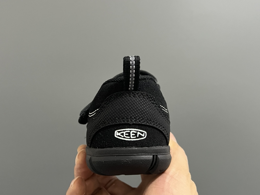 图片[7]-KEE* 新配色户外儿童登山鞋 尺码：24-37码 祖国版YYDS 新配色好好看😍 优质麂皮面料，轻微防水💧 魔术贴➕松紧带设计，穿脱方便✔️ 橡胶耐磨防滑大底，脚感超赞👍🏻-选品中心