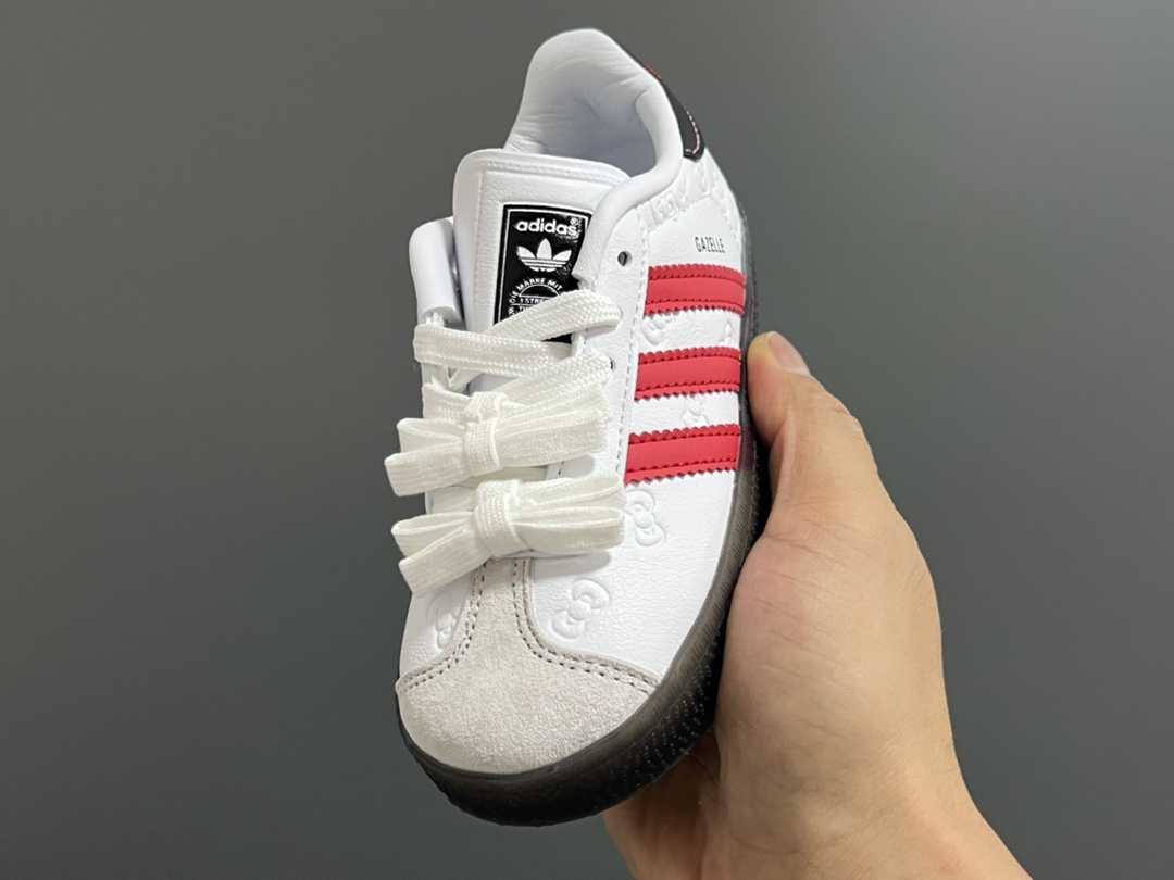 图片[3]-‼️‼️‼️ A家新款gazelle儿童魔术贴/鞋带款休闲鞋 尺码：24-37码 全网火爆的gazelle系列 超嗲的配色，上脚超好看😍 大小童魔术贴区分🆚匠心打造❤️ 橡胶耐磨防滑大底，脚感超赞👍🏻-选品中心