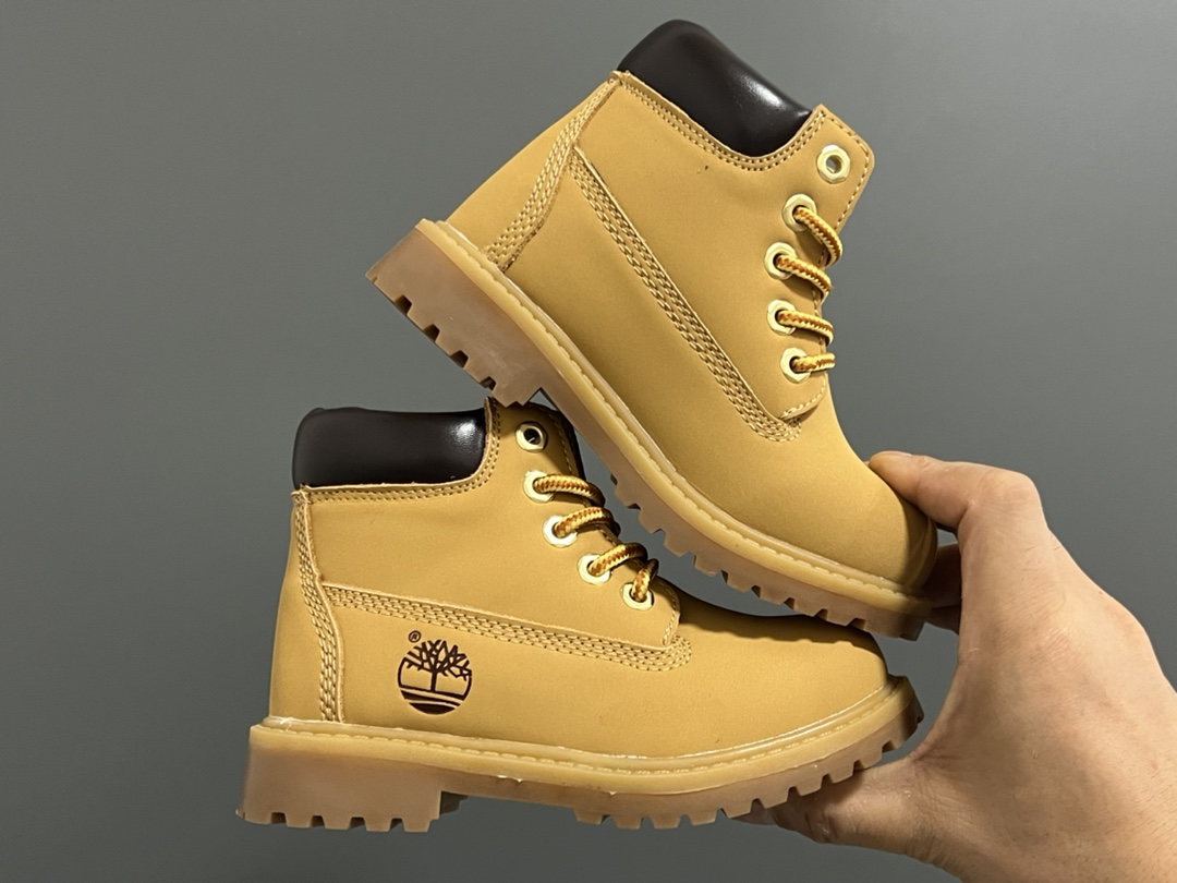 图片[9]-加绒款/单鞋款天伯仑高帮儿童亲子工装靴 尺码：26-37码， 经典天伯伦中帮系列🆕 加绒款和单鞋可选哦✌🏻 搭配亲子也超赞，仅驼色✔️ 优质皮料拼接，质感满满💯 橡胶耐磨防滑大底，脚感不言而喻👏🏻-选品中心