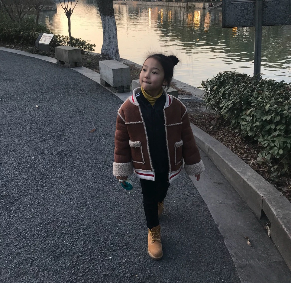 Velvet Size Scale: 26-37 Yards for Inside Measurement, Example 29. Save Time and Freight. - 图片 9