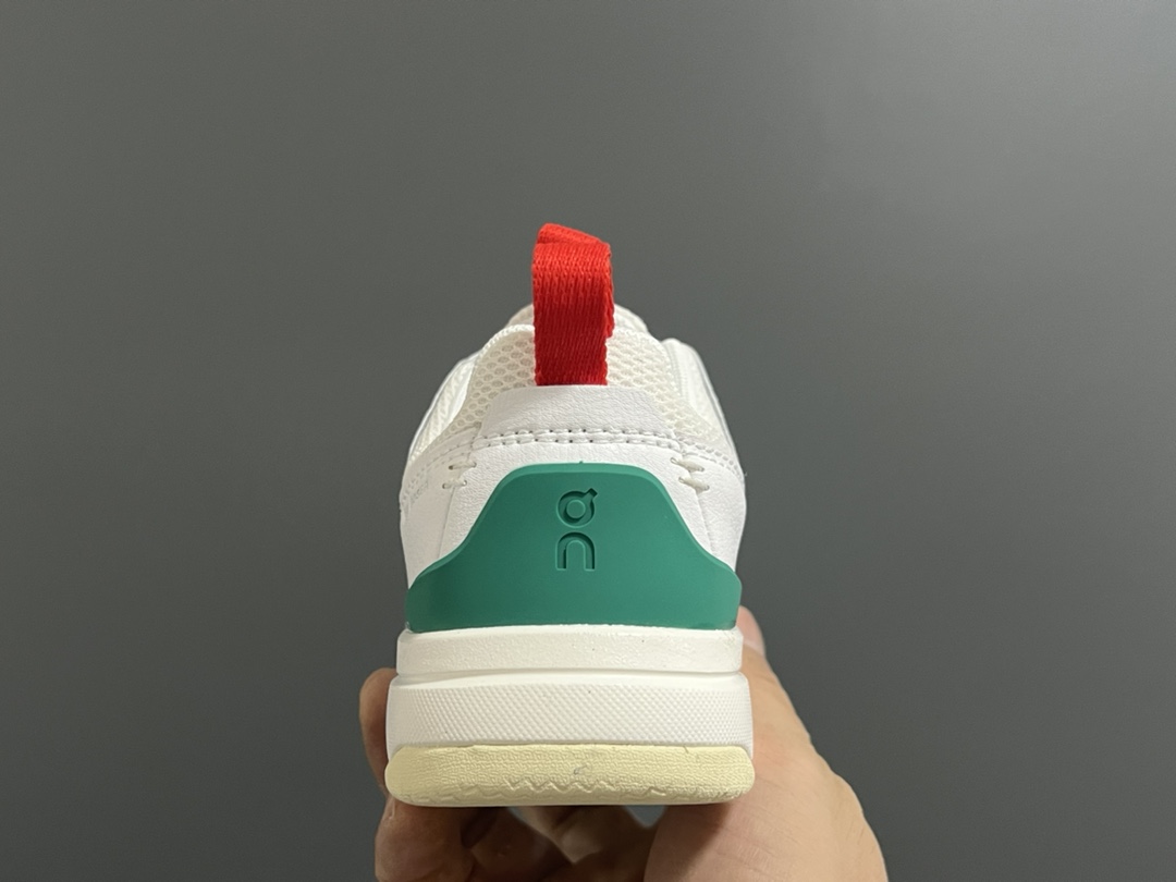 图片[7]-昂跑秋冬新款双魔术贴休闲运动鞋 尺码：26-37码 超爱的小众品牌—On昂跑 优质皮料拼接，质感满满💯 双魔术贴设计，穿脱超方便✔️ 橡胶耐磨防滑大底，脚感超赞👍🏻-选品中心