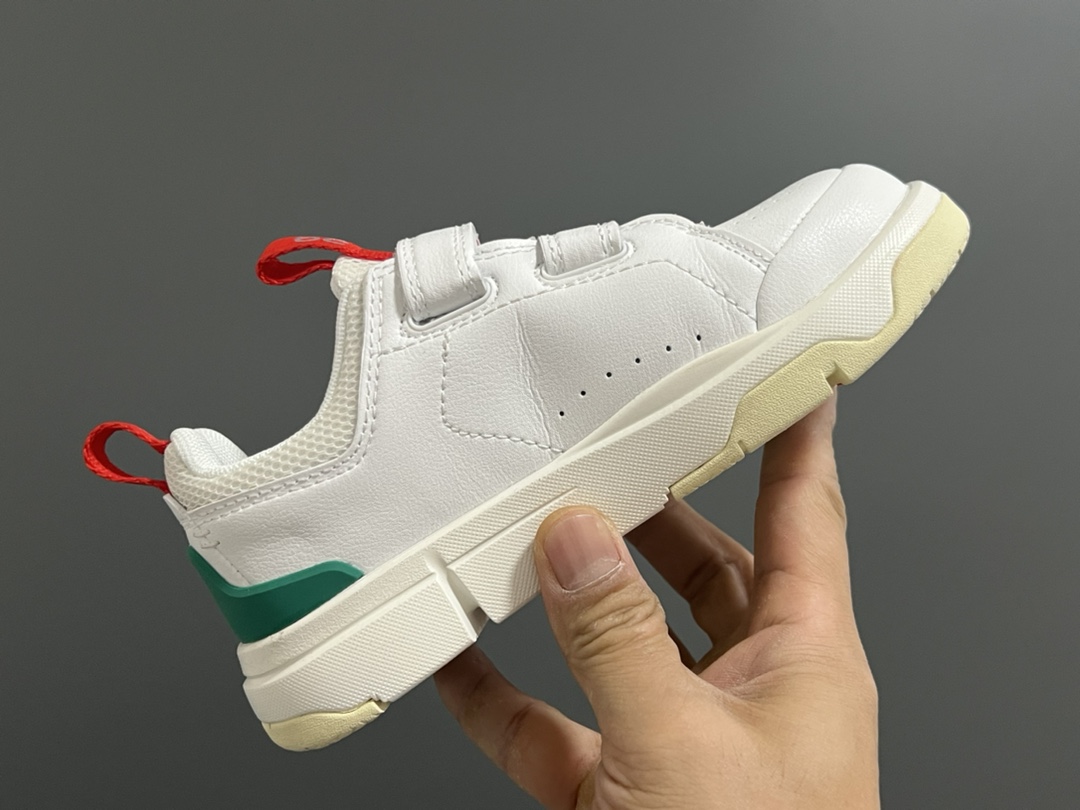 图片[8]-昂跑秋冬新款双魔术贴休闲运动鞋 尺码：26-37码 超爱的小众品牌—On昂跑 优质皮料拼接，质感满满💯 双魔术贴设计，穿脱超方便✔️ 橡胶耐磨防滑大底，脚感超赞👍🏻-选品中心