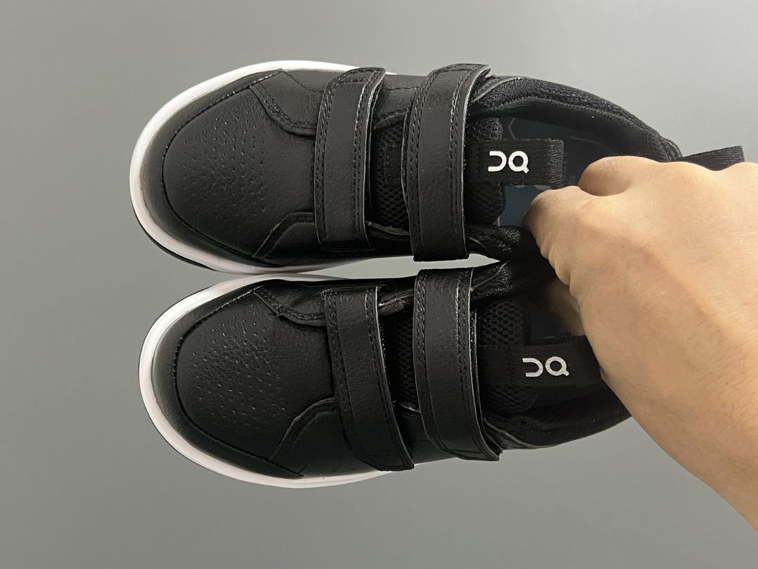 昂跑秋冬新款双魔术贴休闲运动鞋 尺码：26-37码 超爱的小众品牌—On昂跑 优质皮料拼接，质感满满💯 双魔术贴设计，穿脱超方便✔️ 橡胶耐磨防滑大底，脚感超赞👍🏻-选品中心