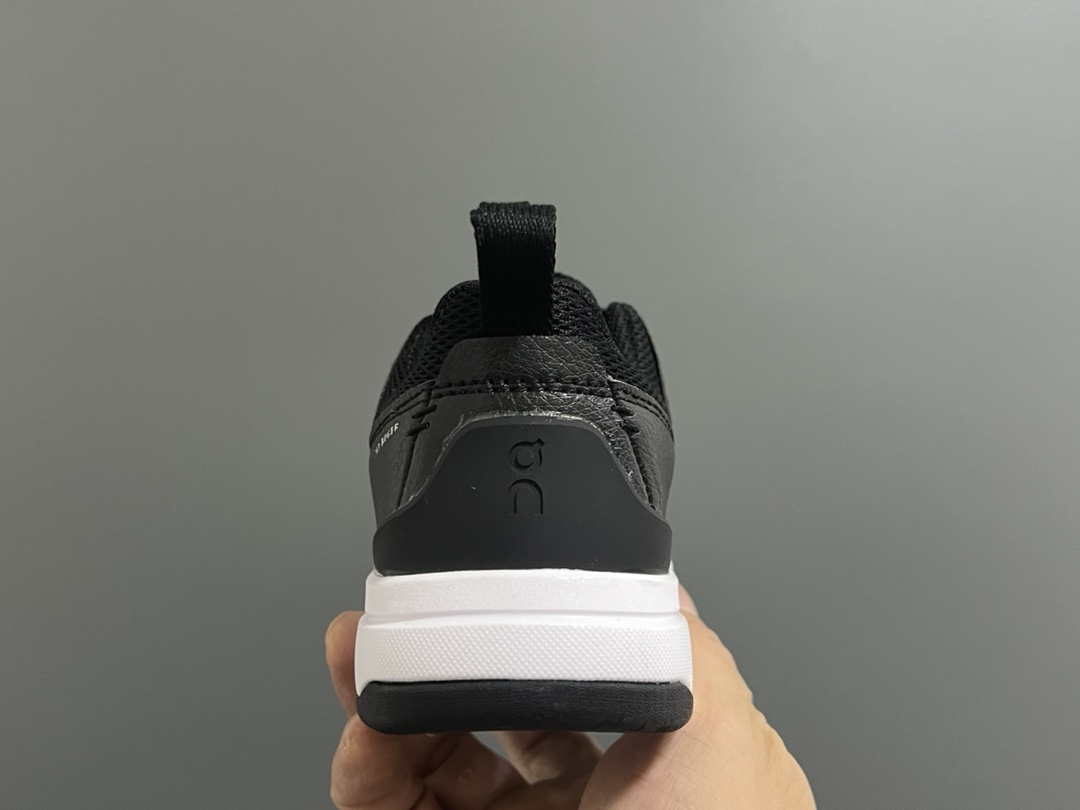 图片[7]-昂跑秋冬新款双魔术贴休闲运动鞋 尺码：26-37码 超爱的小众品牌—On昂跑 优质皮料拼接，质感满满💯 双魔术贴设计，穿脱超方便✔️ 橡胶耐磨防滑大底，脚感超赞👍🏻-选品中心