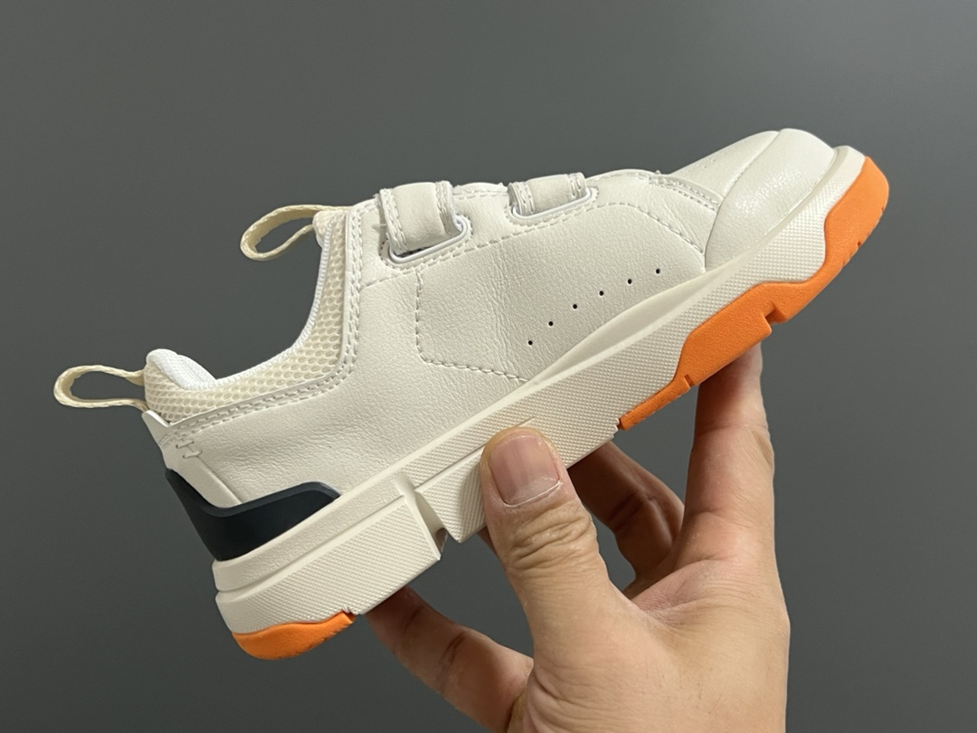 图片[6]-昂跑秋冬新款双魔术贴休闲运动鞋 尺码：26-37码 超爱的小众品牌—On昂跑 优质皮料拼接，质感满满💯 双魔术贴设计，穿脱超方便✔️ 橡胶耐磨防滑大底，脚感超赞👍🏻-选品中心