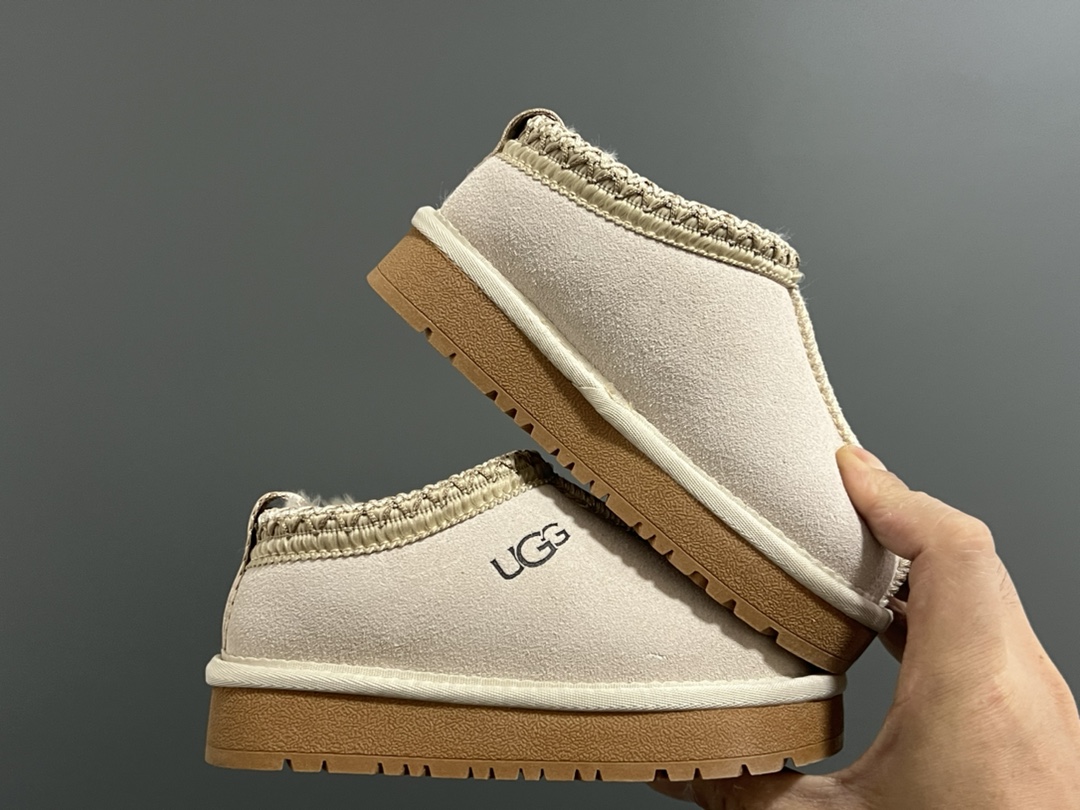 图片[9]-UGG民族风儿童低帮雪地靴 尺码：25-37码 经典UGG系列❄️ 民族风细节，质感满满💯 内里加绒加厚，保暖又舒适☁️ 橡胶耐克防滑大底，脚感超赞👍🏻-选品中心