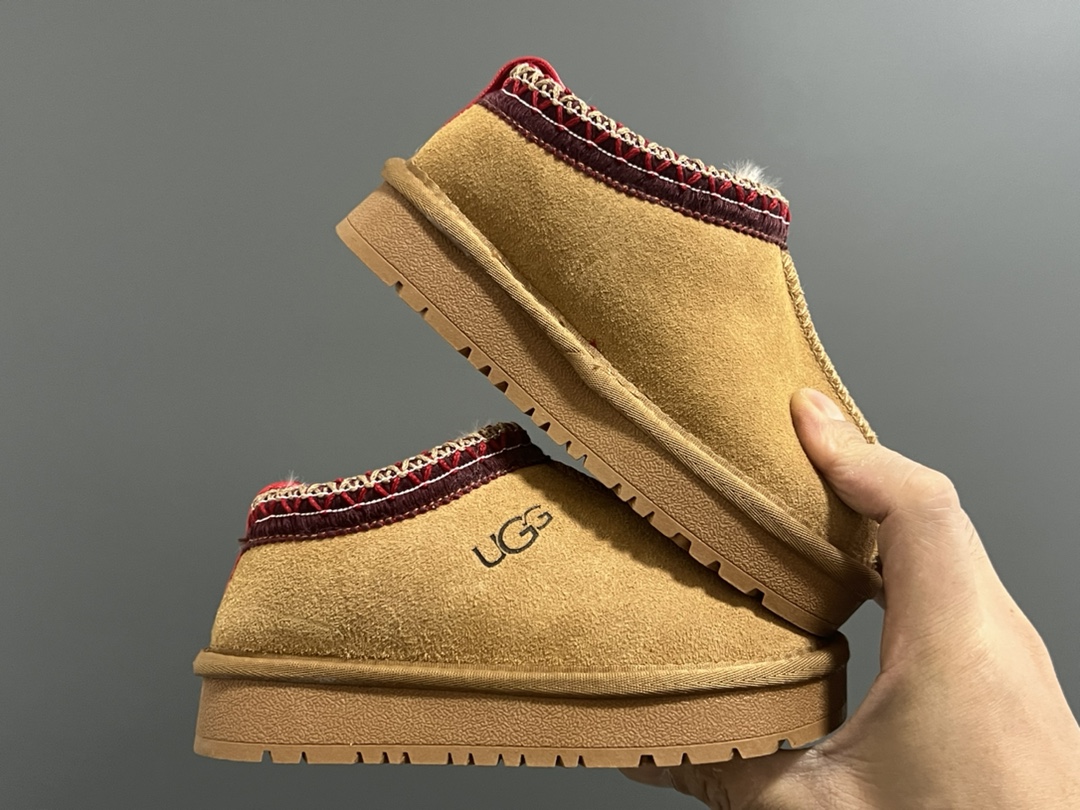 图片[9]-UGG民族风儿童低帮雪地靴 尺码：25-37码 经典UGG系列❄️ 民族风细节，质感满满💯 内里加绒加厚，保暖又舒适☁️ 橡胶耐克防滑大底，脚感超赞👍🏻-选品中心
